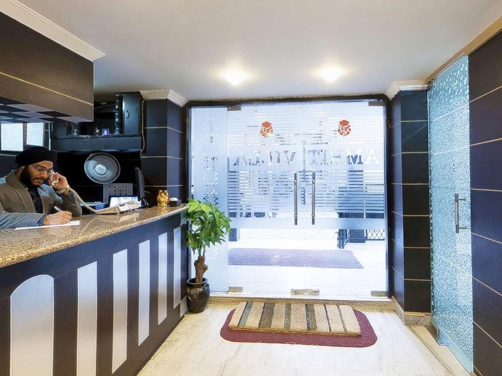 Hotel Amrit Villa Делхи Екстериор снимка
